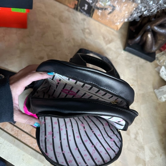 Betsey Johnson bag. Don’t remember using it. - Picture 2 of 3
